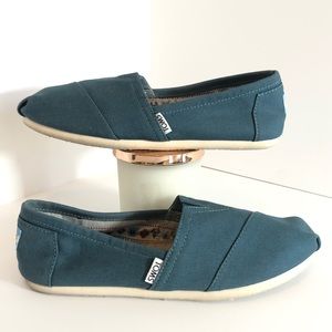 Teal Blue Canvas Toms Size 8 Southwest